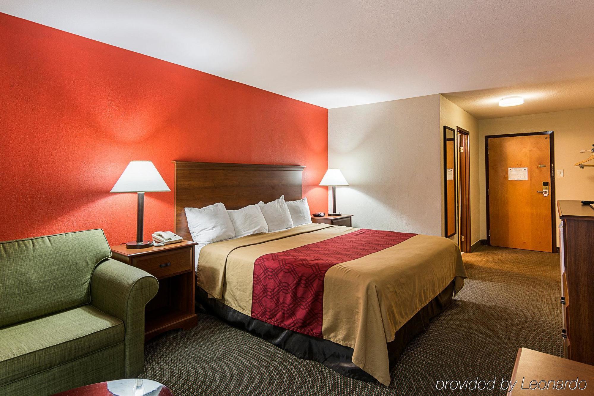 Econo Lodge Andrews Afb Clinton Eksteriør bilde