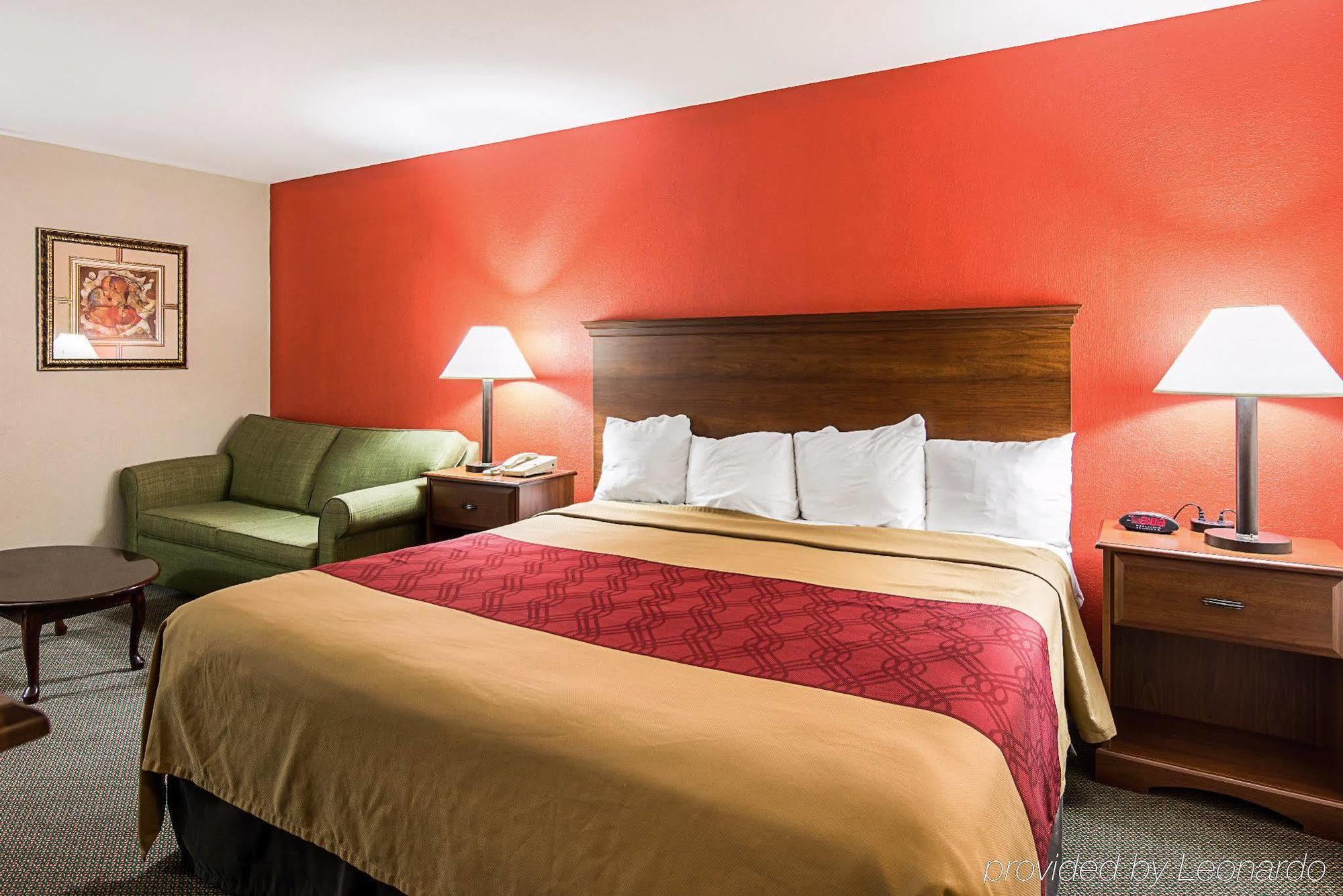 Econo Lodge Andrews Afb Clinton Eksteriør bilde
