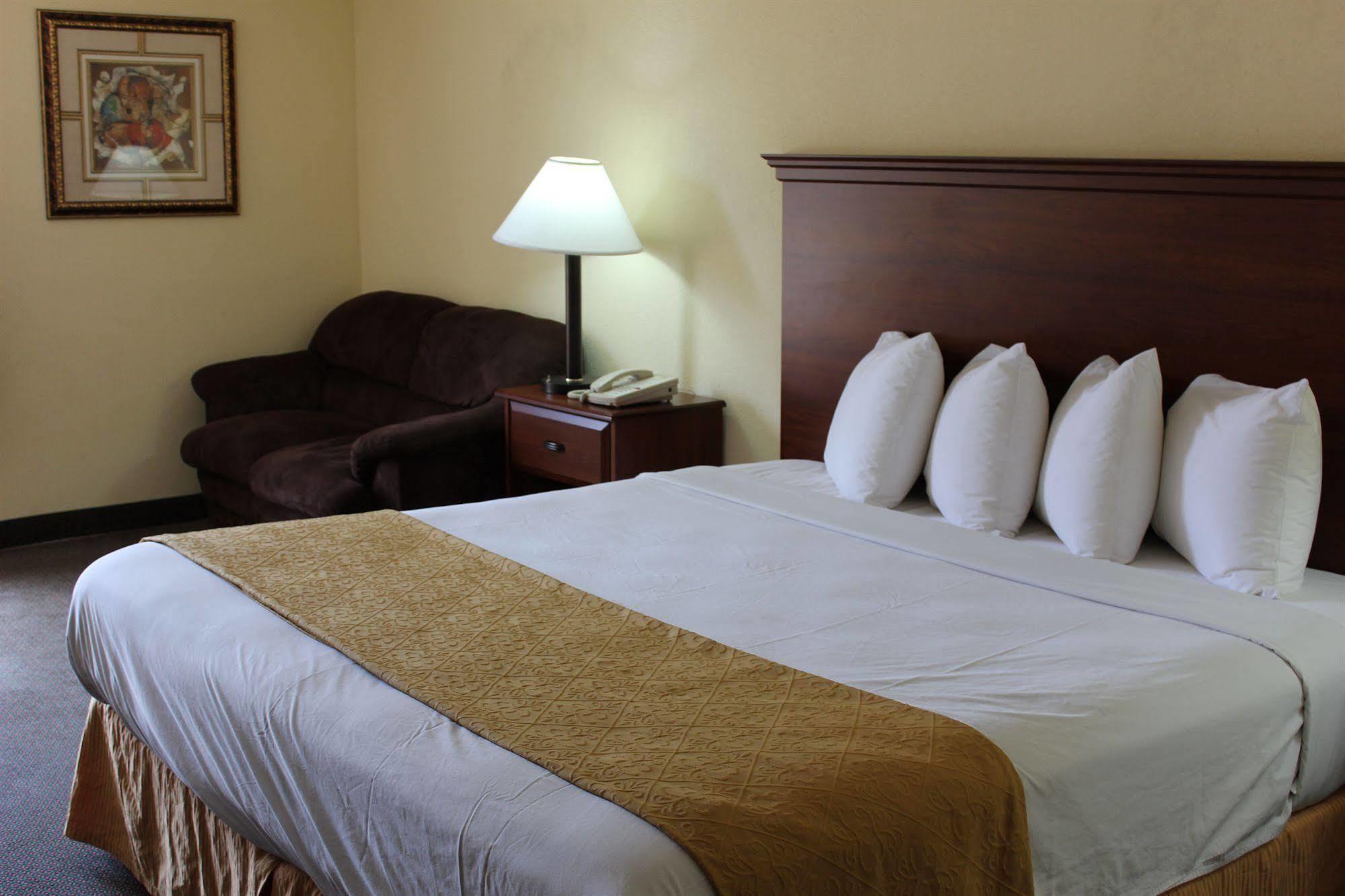 Econo Lodge Andrews Afb Clinton Eksteriør bilde